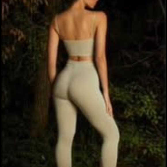 White Two-Piece Set - Picture 3 of 3